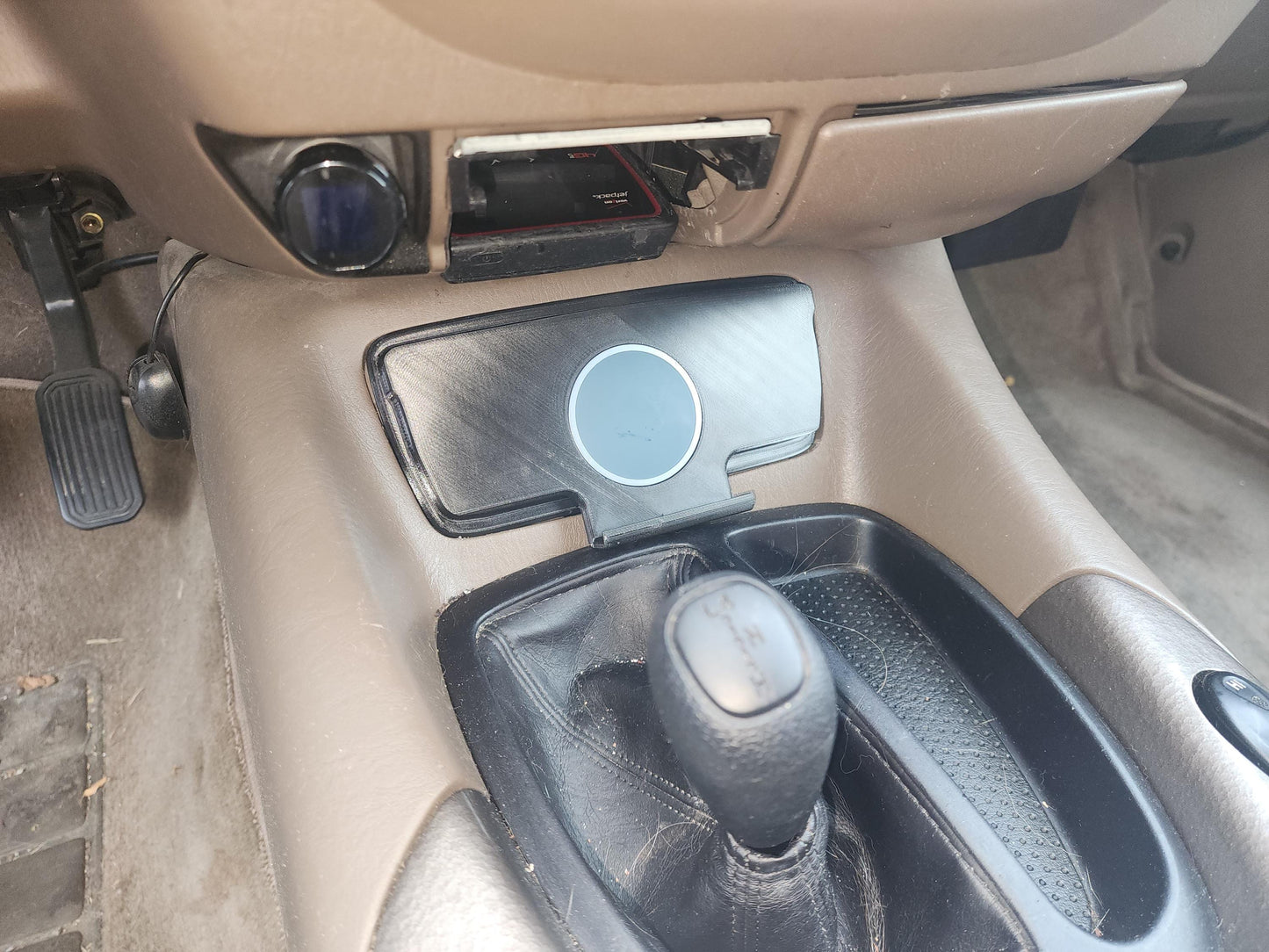 Magsafe Wireless Phone Charger Holder for Toyota Sequoia 1st Gen 2001-2007 & Tundra 1st Gen 2000-2006 | Dash Cubby Replacement