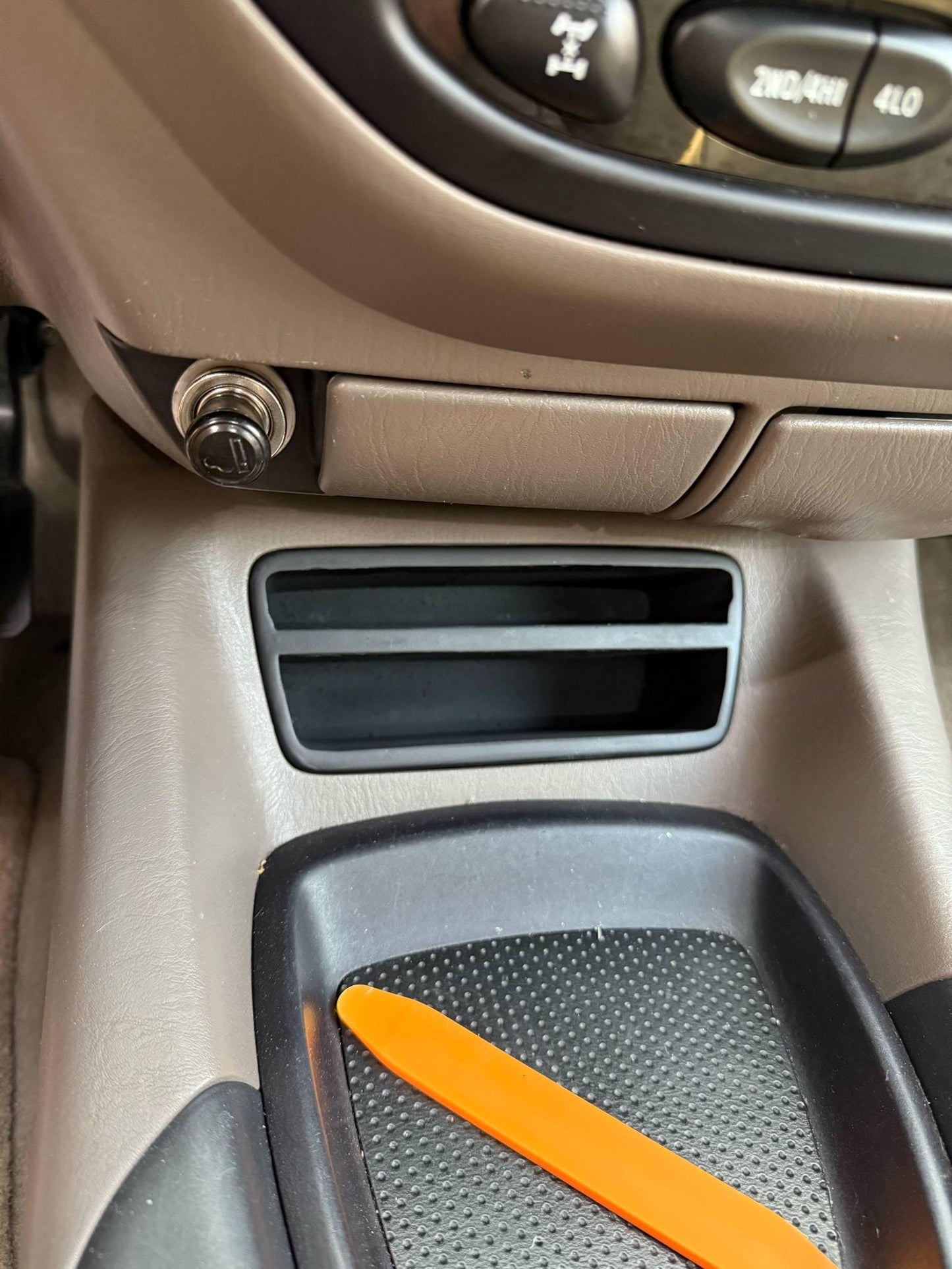 Cubby for Wireless MagSafe Phone Charger Toyota Sequoia 2001-2007